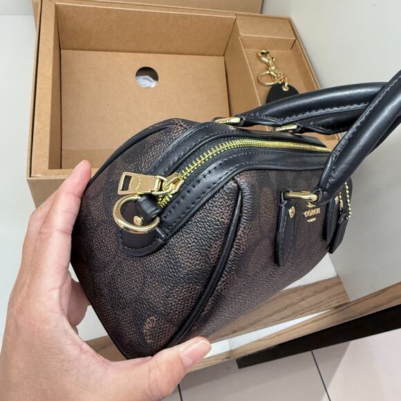 Coach Boxed Mini Rowan Crossbody Bag And Mirror Bag Charm Set CCL59 - Picture 3 of 13